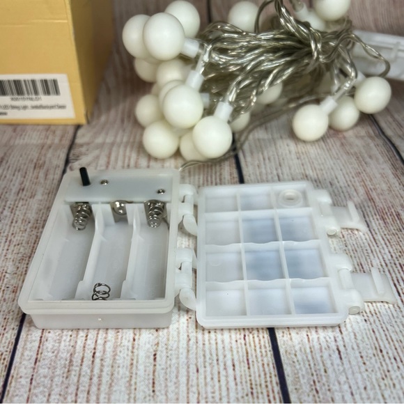 NEW IN BOX 2-13 Foot LED String Lights, small bulbs. Battery operated. - Picture 3 of 4